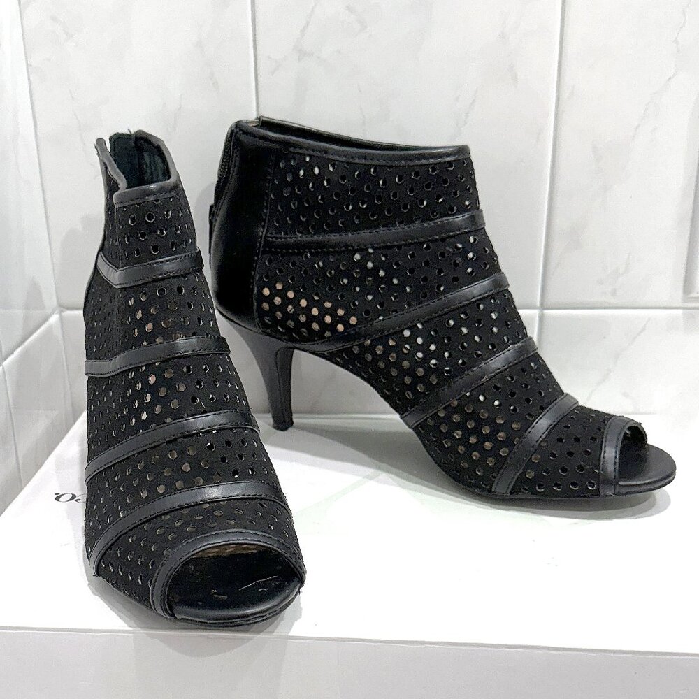 Style & Co Marari 2 Faux Suede / Leather Bootie Sz 8.5M - EUC